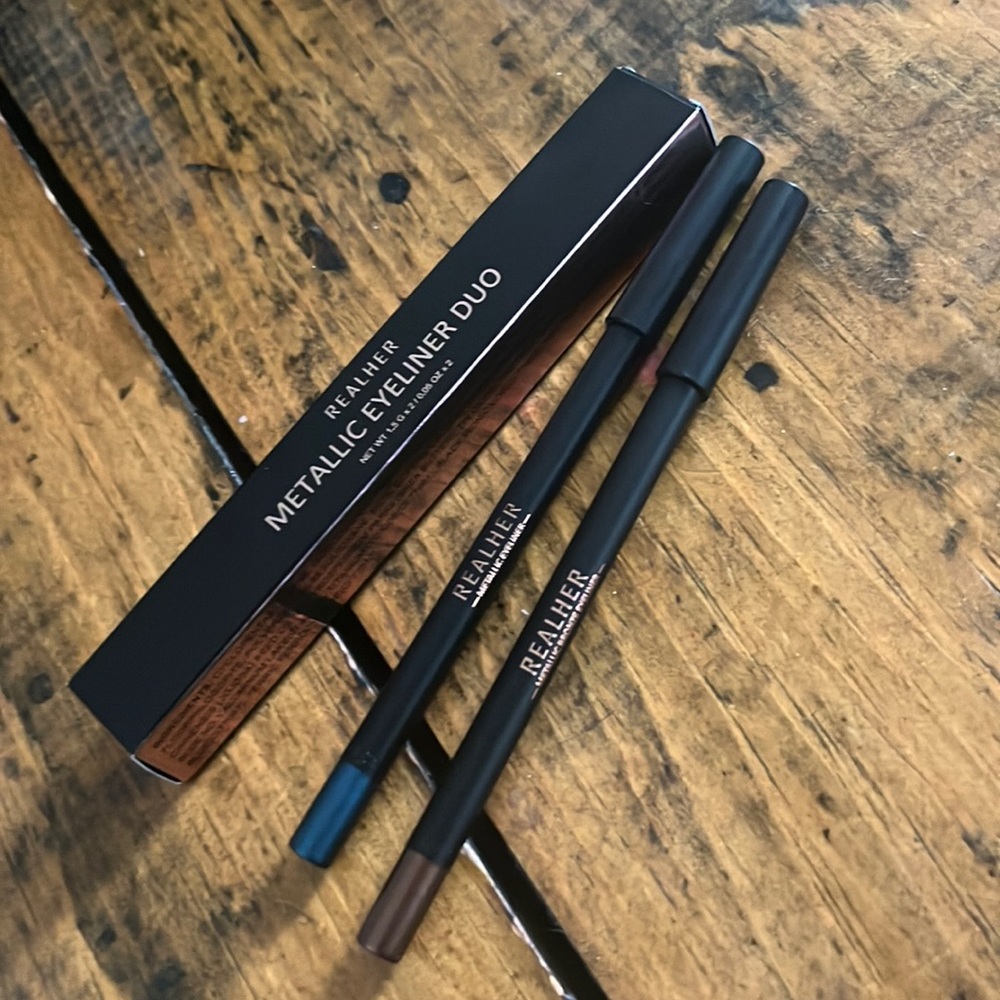 Realher Metallic Eyeliner Duo